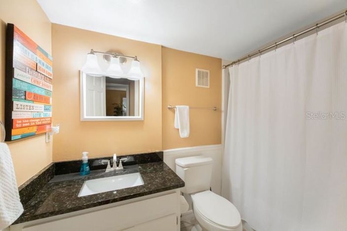 Image No.30-2 Bed Property for sale