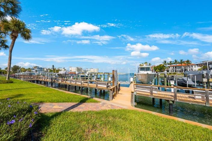 Image No.35-2 Bed Property for sale