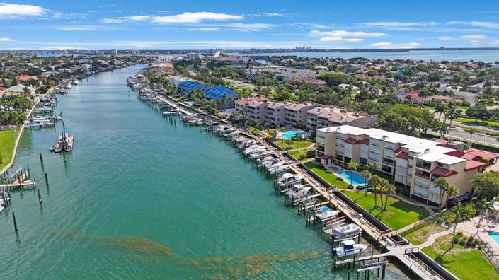 Image No.4-2 Bed Property for sale