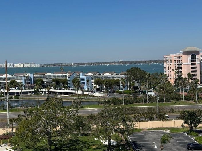 Image No.16-2 Bed Property for sale