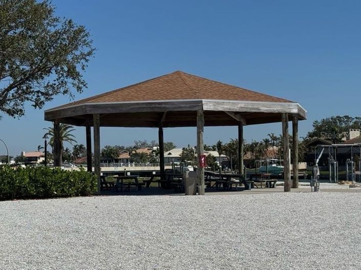 Image No.45-2 Bed Property for sale