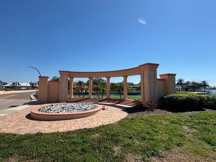 Image No.50-2 Bed Property for sale