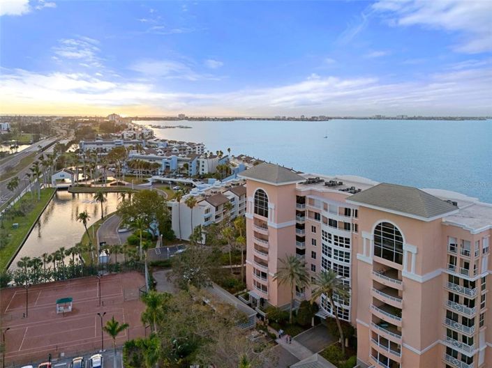 Image No.1-3 Bed Property for sale