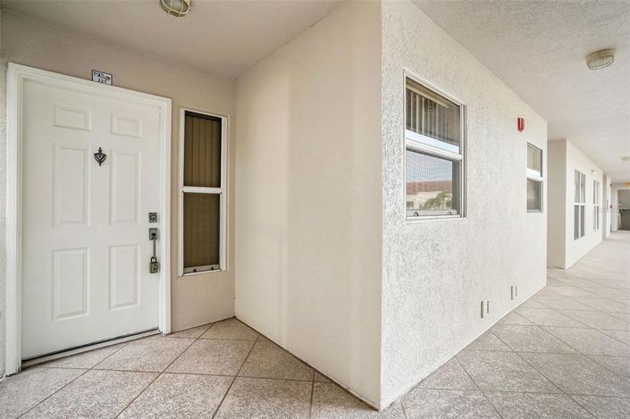 Image No.25-2 Bed Property for sale