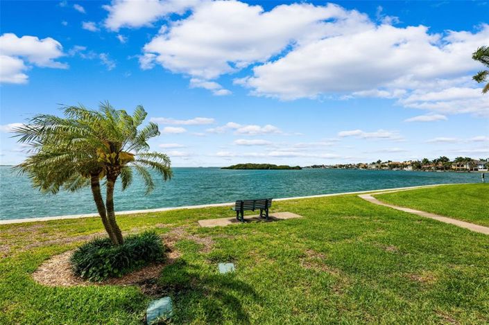 Image No.42-2 Bed Property for sale