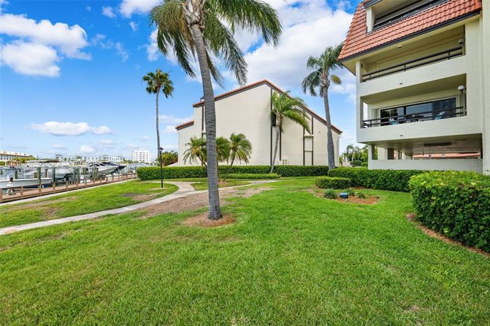 Image No.45-2 Bed Property for sale