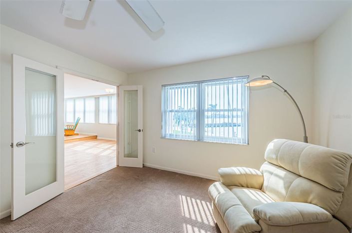 Image No.27-2 Bed Property for sale