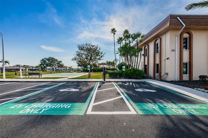 Image No.49-2 Bed Property for sale