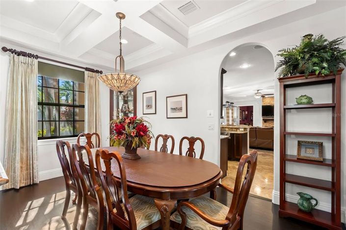 Image No.11-4 Bed Property for sale