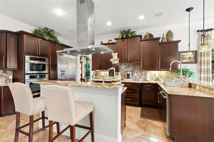 Image No.14-4 Bed Property for sale