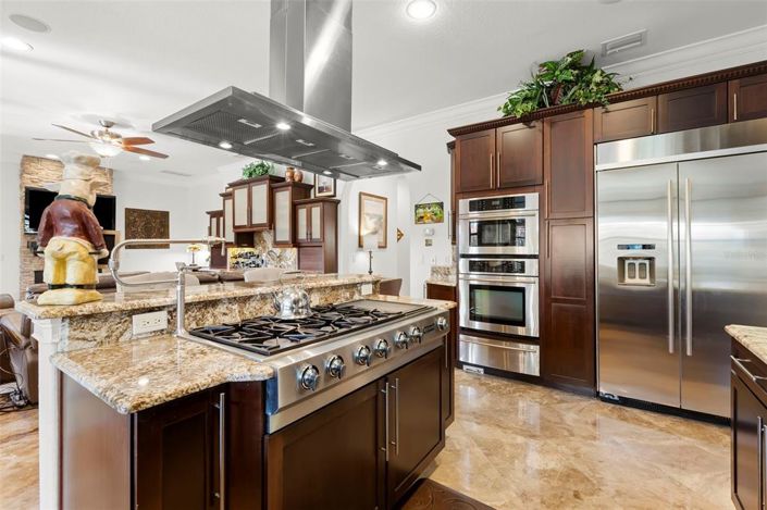 Image No.19-4 Bed Property for sale