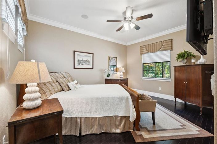 Image No.43-4 Bed Property for sale