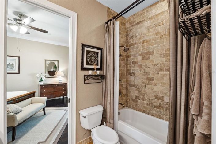 Image No.45-4 Bed Property for sale