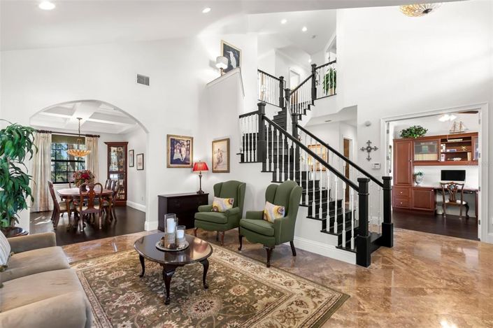 Image No.9-4 Bed Property for sale