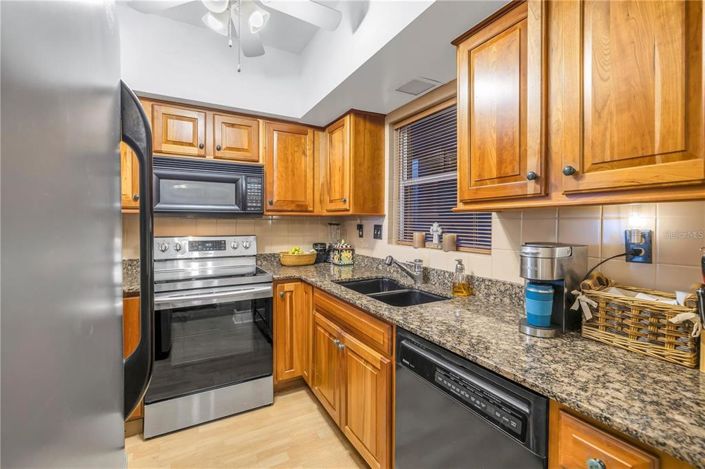 Image No.17-2 Bed Property for sale