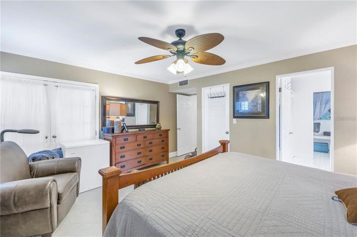 Image No.24-2 Bed Property for sale