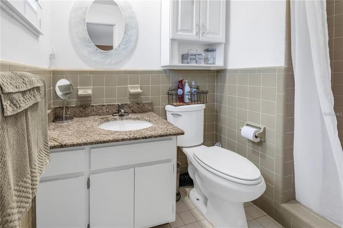 Image No.33-2 Bed Property for sale