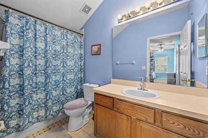 Image No.32-6 Bed Property for sale