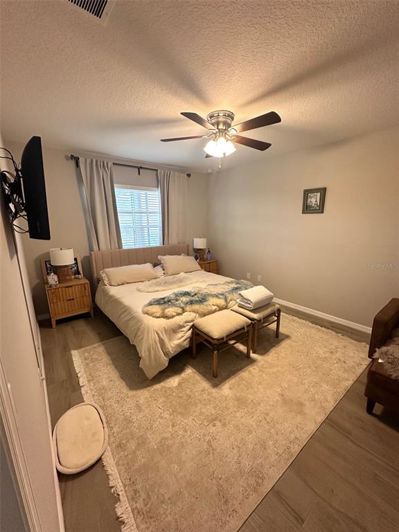 Image No.10-4 Bed Property for sale