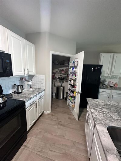 Image No.7-4 Bed Property for sale