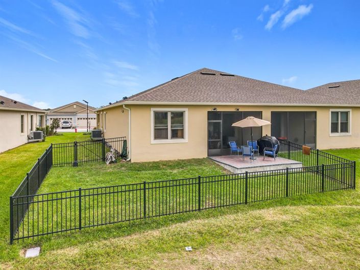 Image No.50-2 Bed Property for sale