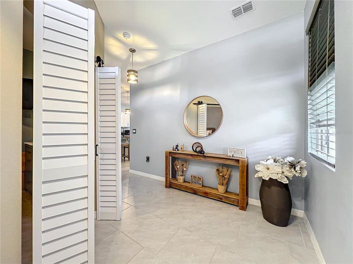 Image No.6-2 Bed Property for sale