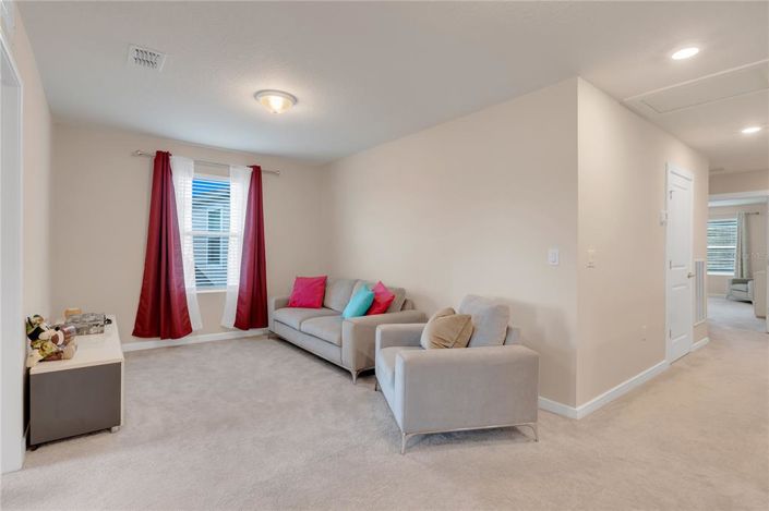 Image No.30-5 Bed Property for sale