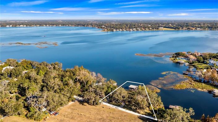 Image No.22-3 Bed Property for sale