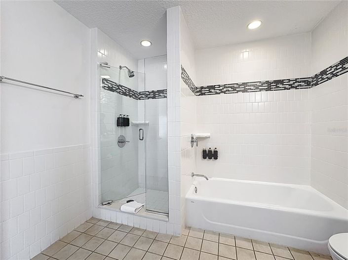 Image No.17-2 Bed Property for sale