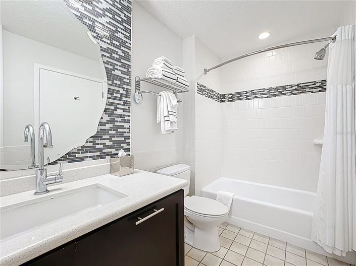 Image No.23-2 Bed Property for sale