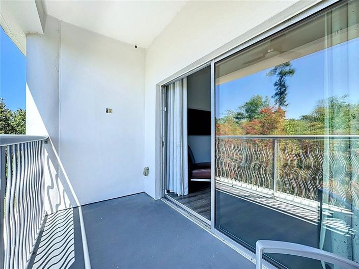 Image No.30-2 Bed Property for sale