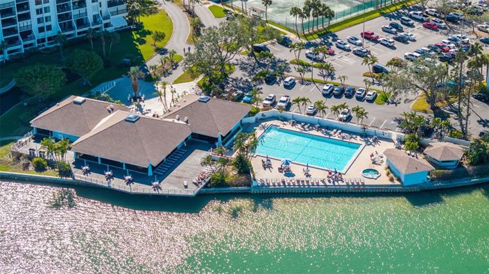 Image No.42-2 Bed Property for sale