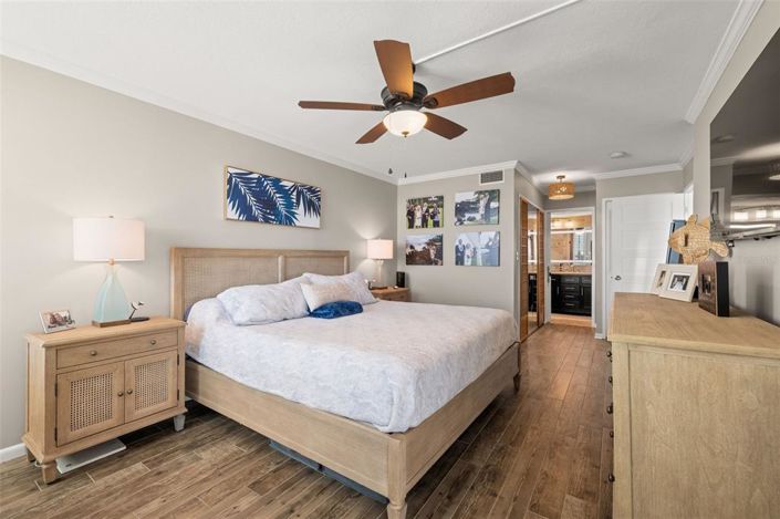 Image No.5-2 Bed Property for sale