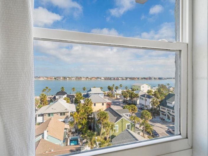 Image No.26-2 Bed Property for sale