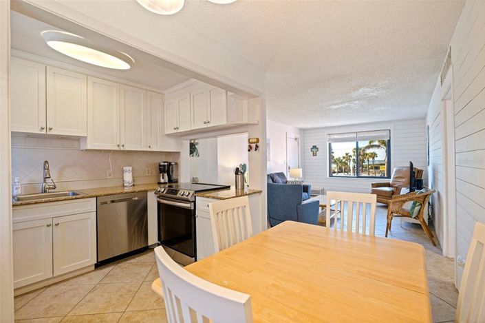 Image No.14-2 Bed Property for sale