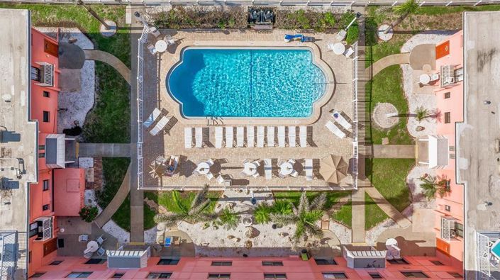 Image No.28-2 Bed Property for sale