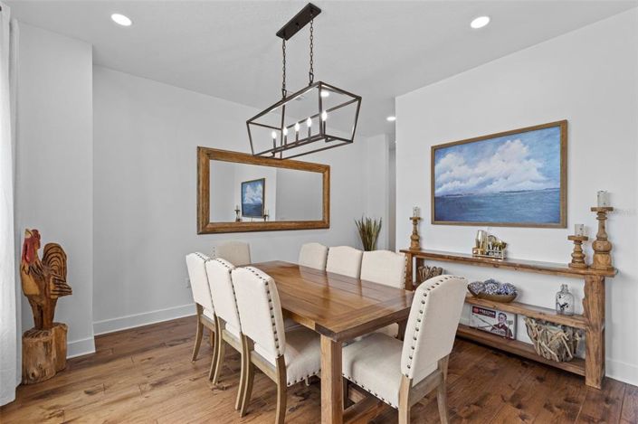 Image No.10-5 Bed Property for sale