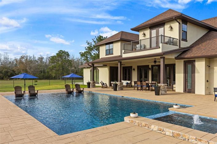 Image No.32-5 Bed Property for sale