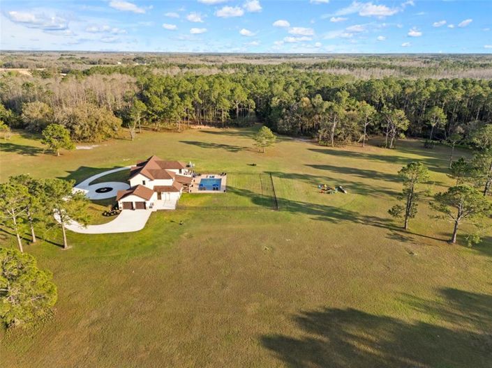 Image No.36-5 Bed Property for sale