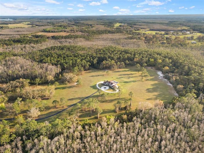 Image No.38-5 Bed Property for sale