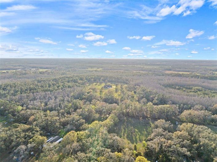 Image No.40-5 Bed Property for sale