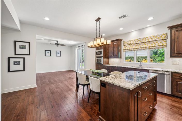 Image No.18-4 Bed Property for sale