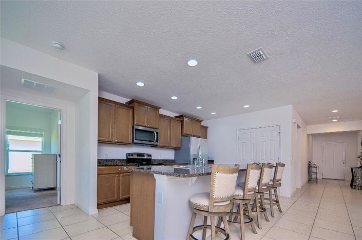 Image No.32-4 Bed Property for sale