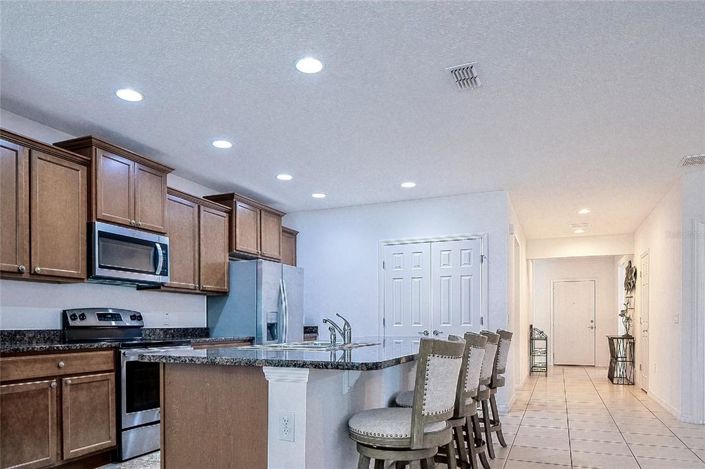 Image No.8-4 Bed Property for sale