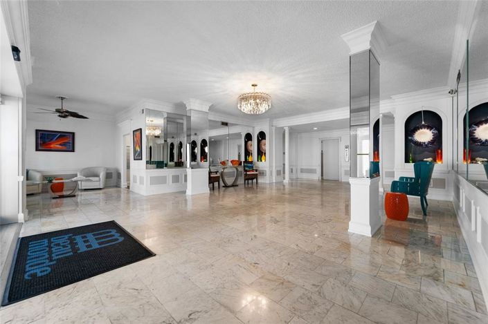 Image No.10-2 Bed Property for sale