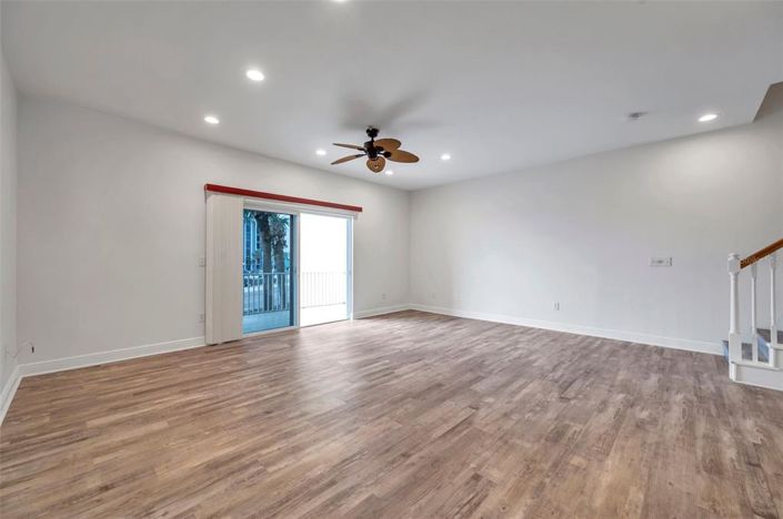 Image No.18-3 Bed Property for sale