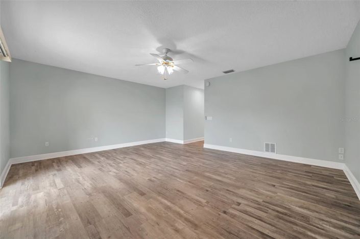 Image No.33-3 Bed Property for sale