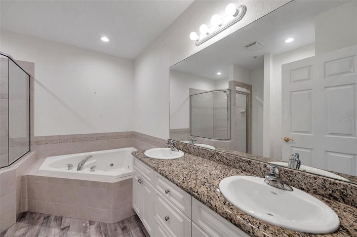 Image No.35-3 Bed Property for sale