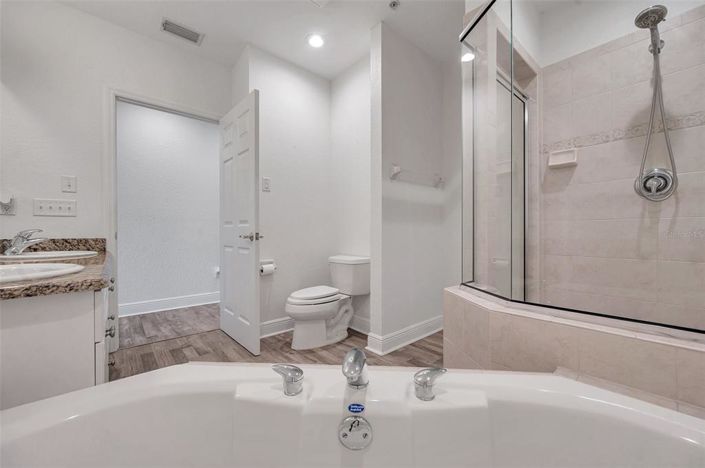 Image No.36-3 Bed Property for sale