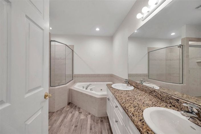 Image No.38-3 Bed Property for sale